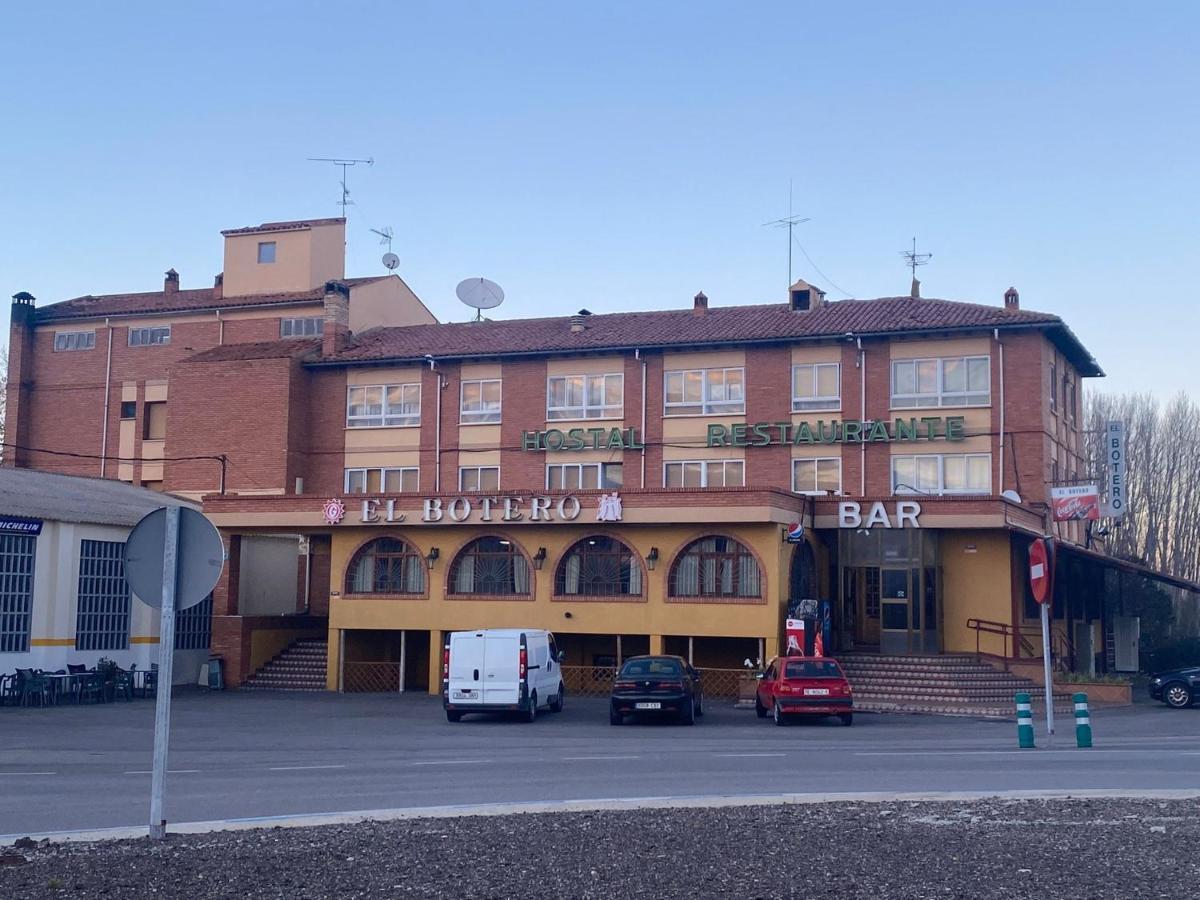 Hostal El Botero Monreal del Campo Ngoại thất bức ảnh
